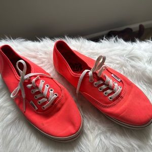 VANS Neon Hot Pink Skateboard Shoes Low Top Lace Up Sneakers Womens 7